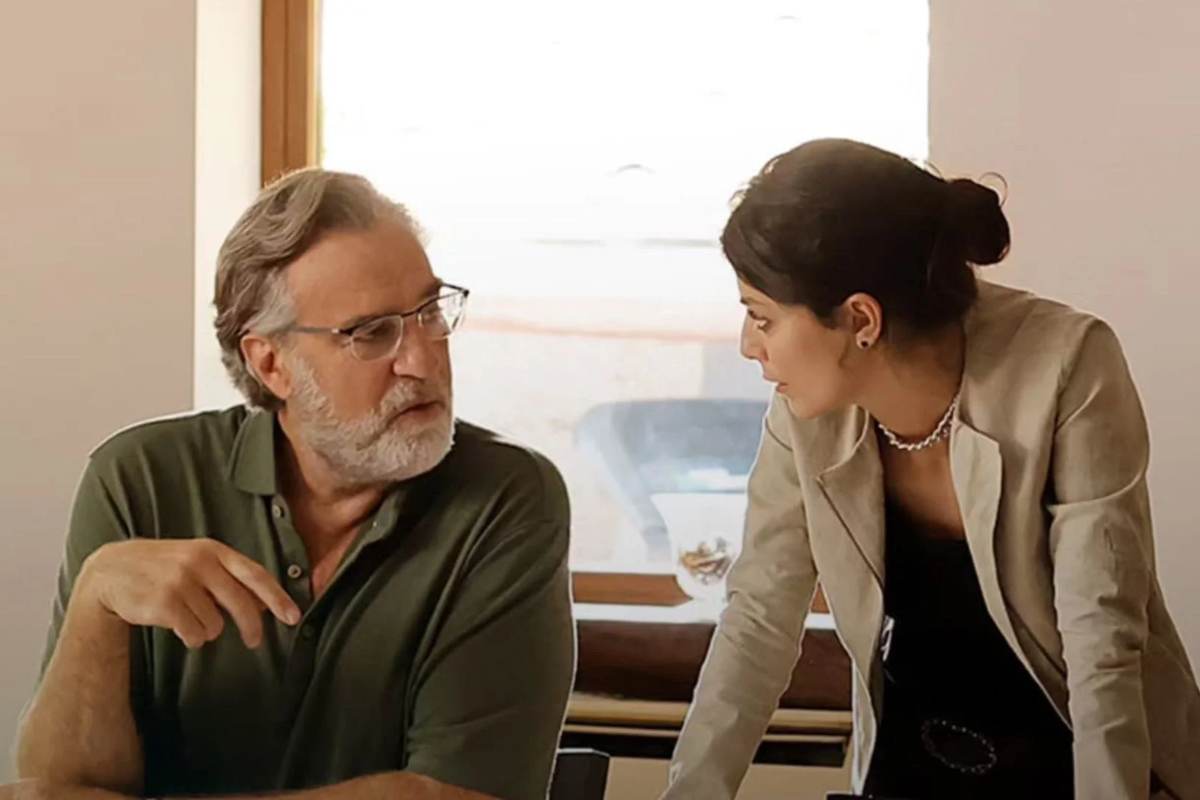 Alessandra Mastronardi e Max Tortora in una scena di Doppio Gioco