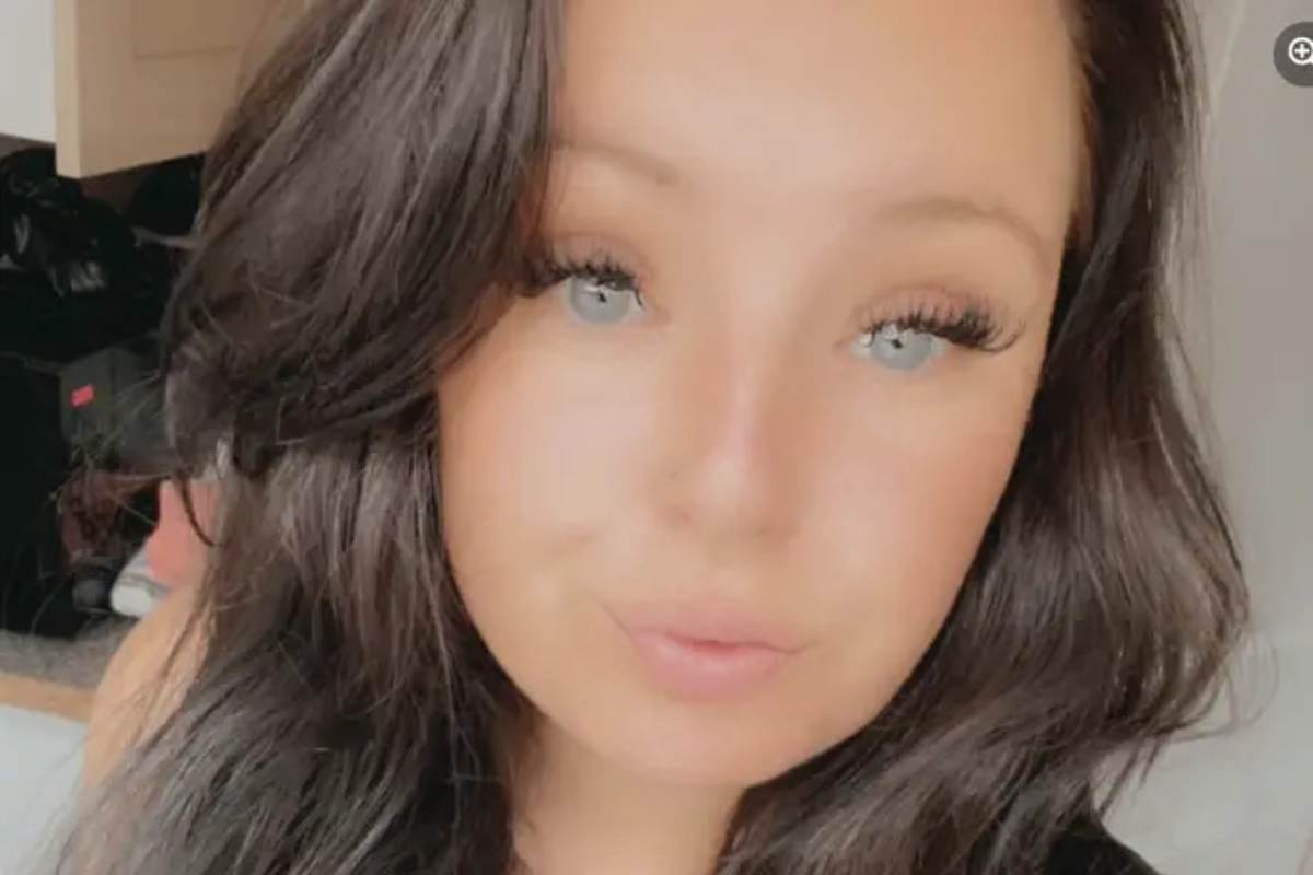 Saffron Cole-Nottage in un selfie
