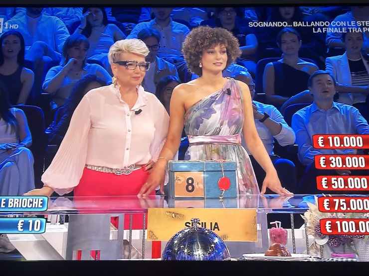 mamma e figlia ad affari tuoi