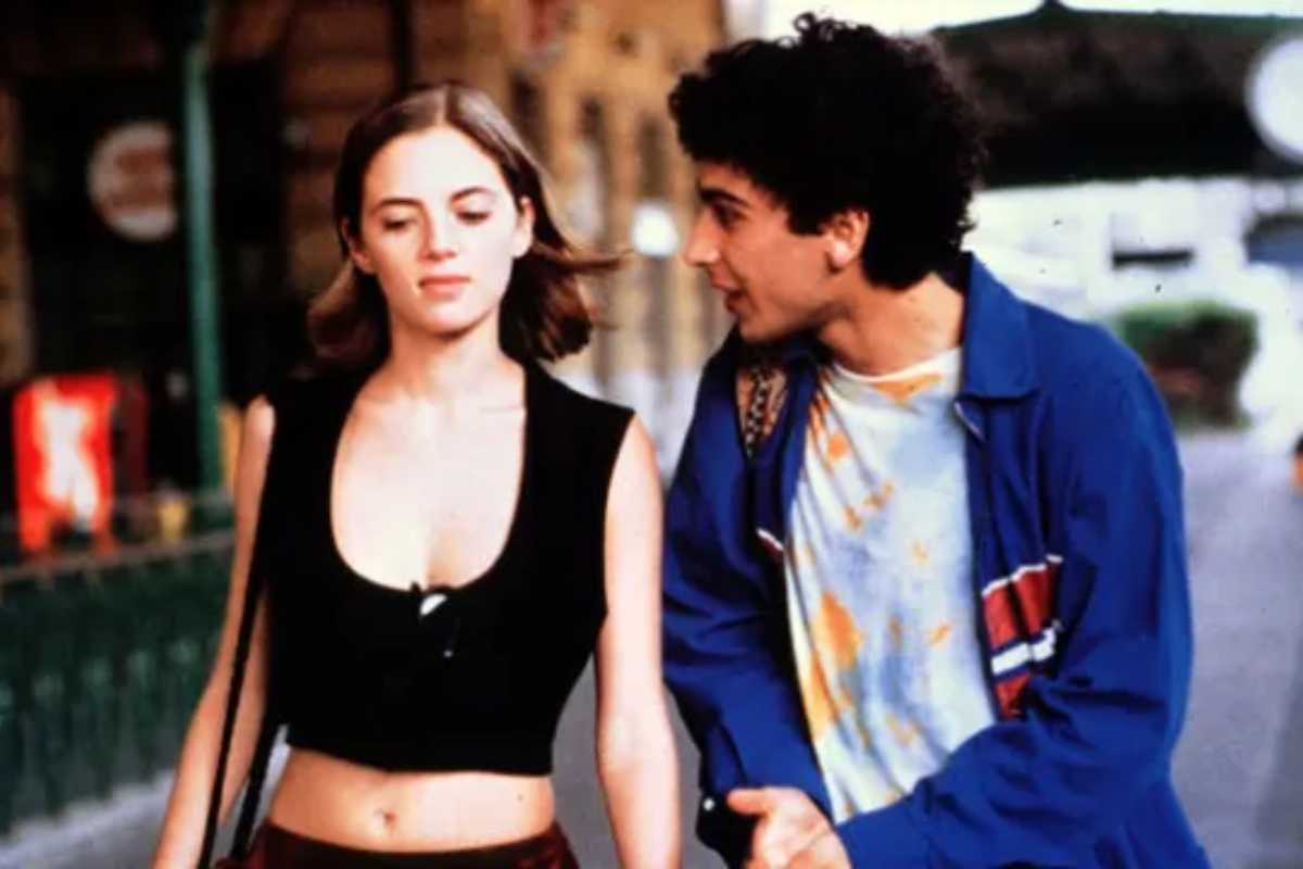 Una scena di Ovosodo con Edoardo Gabriellini e Regina Orioli