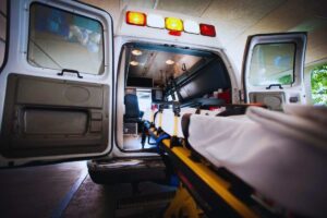 ambulanza con barella