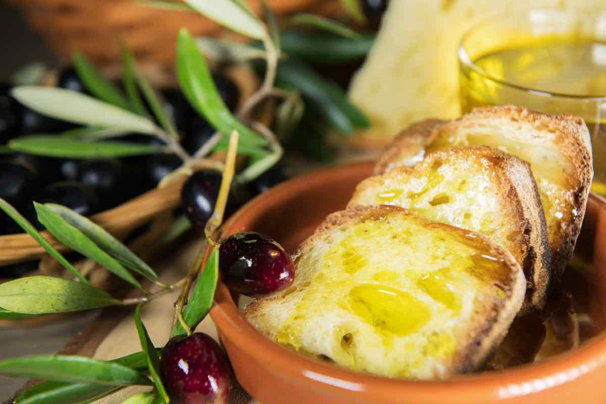 Pane con olio d'oliva